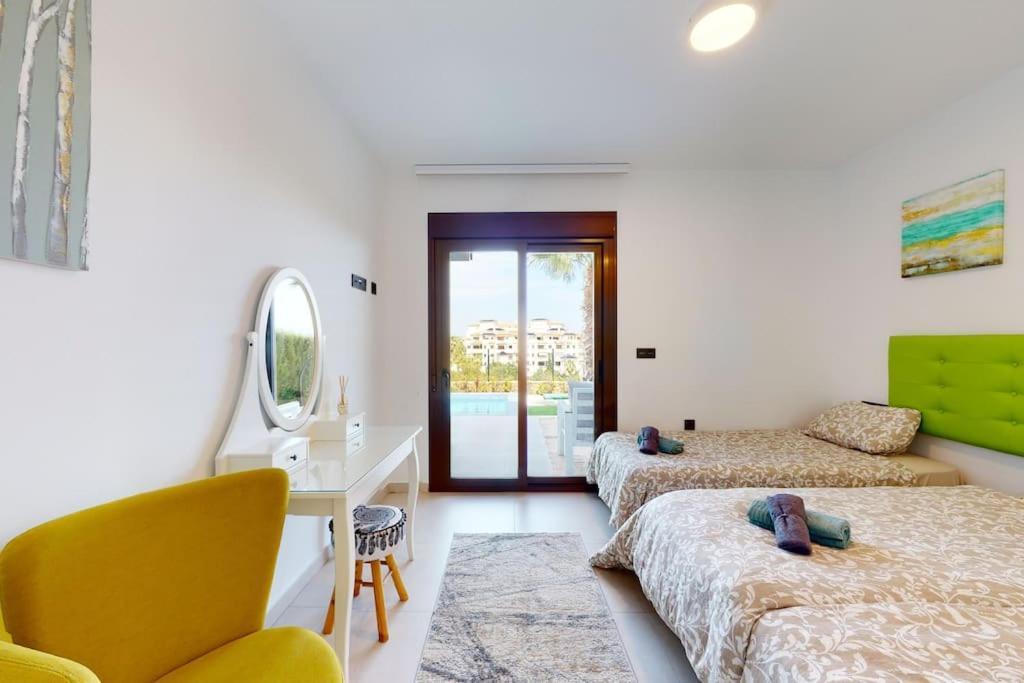 Apartman S Vlastnim Bazenem Οριουέλα Εξωτερικό φωτογραφία