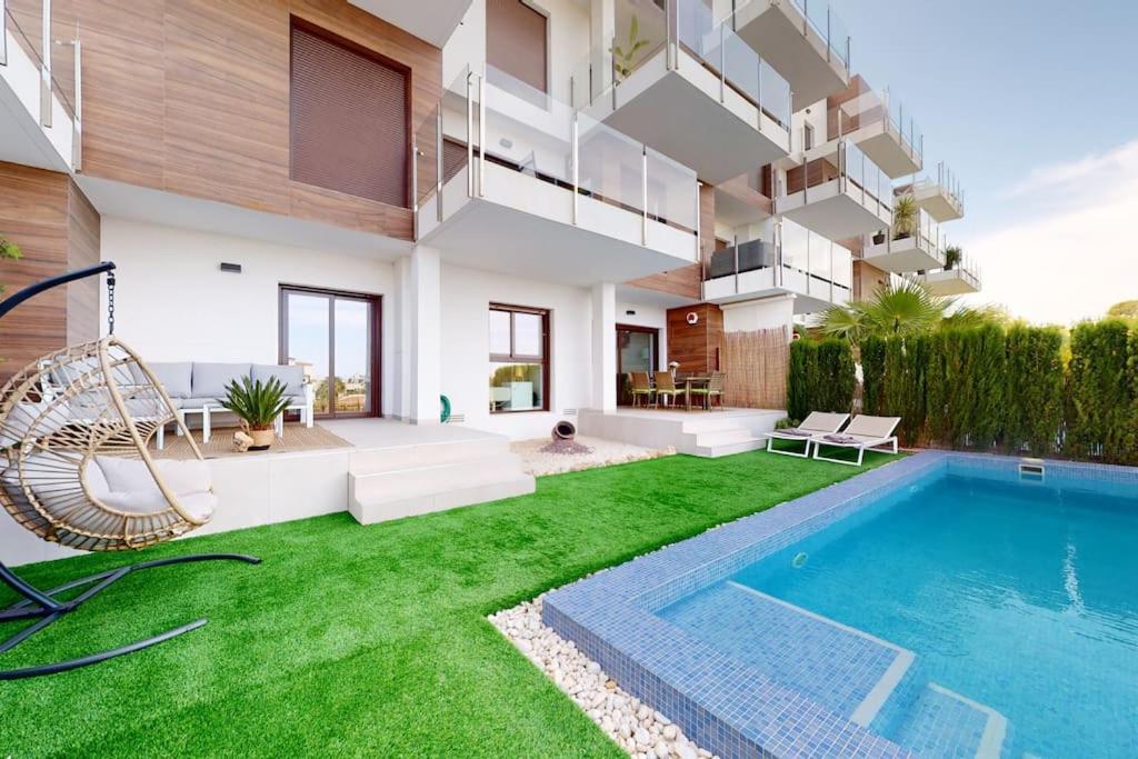 Apartman S Vlastnim Bazenem Οριουέλα Εξωτερικό φωτογραφία